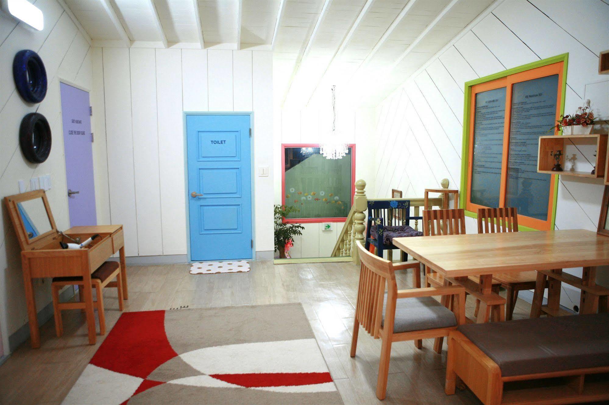 Guesthouse Mate Busan Ngoại thất bức ảnh